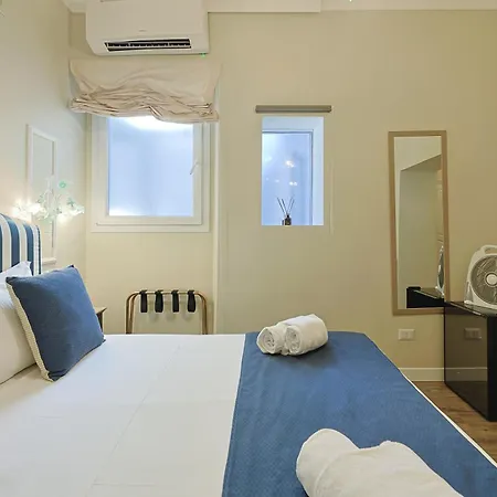Piazza Di Spagna Art House Centro 3*